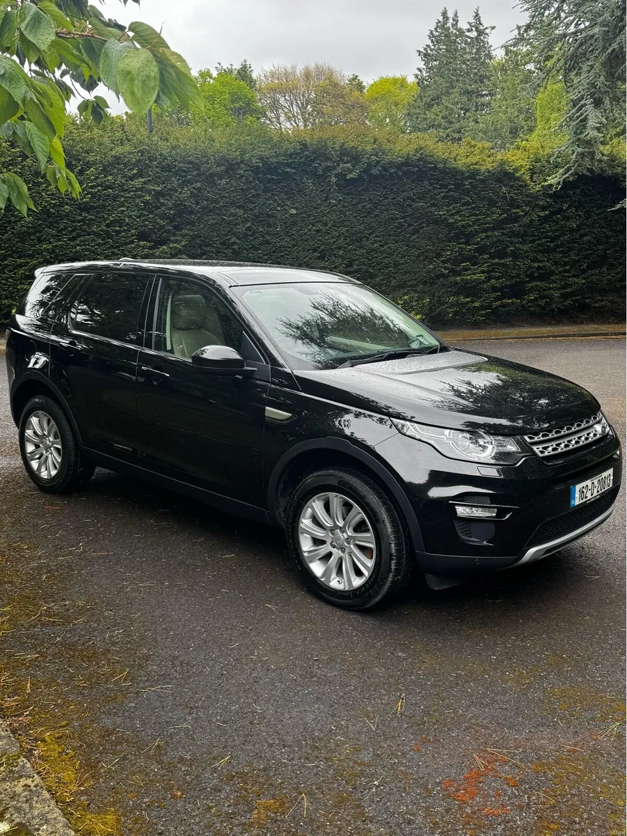 Land Rover Discovery Sport HSE - Image 2