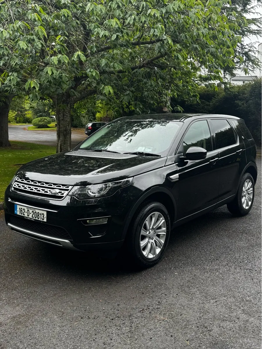 Land Rover Discovery Sport HSE - Image 1