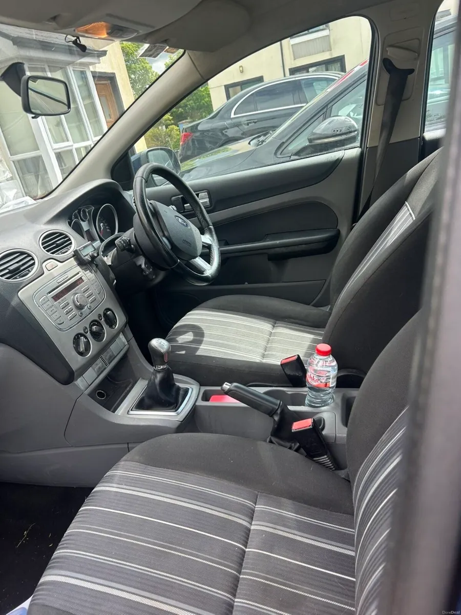 2009 ford focus - Image 3