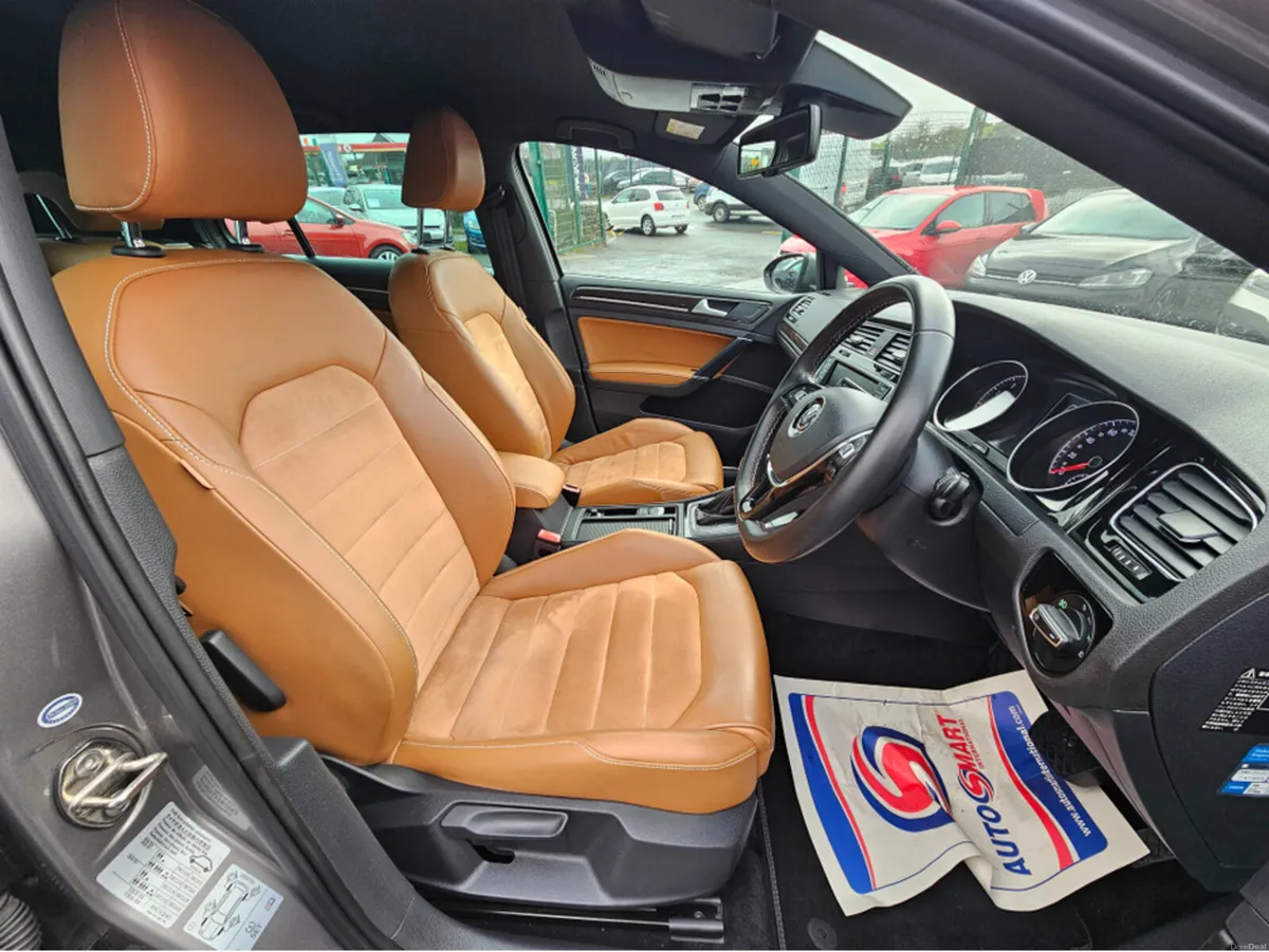 Volkswagen Golf (142) 1.4 TSI SPECIAL TAN LEATHER - Image 2