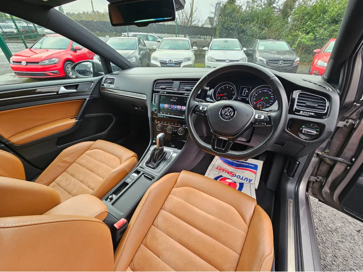 Volkswagen Golf (142) 1.4 TSI SPECIAL TAN LEATHER - Image 3