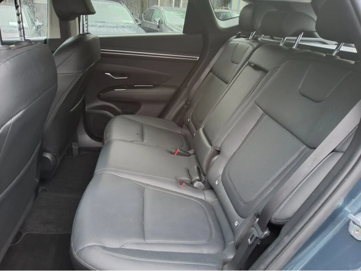 Hyundai Tucson 4WD EXECUTIVE ** PLUG IN HYBRID ** - Image 6