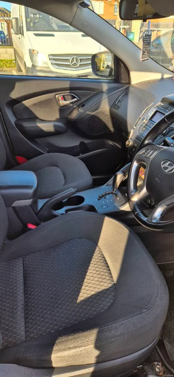 Car - Image 5