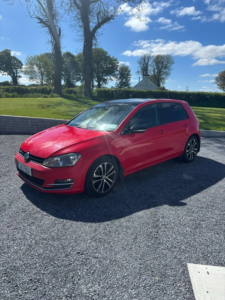 Volkswagen Golf 2.0 TDI SE Bluemotion 5DR 150PS - Image 1