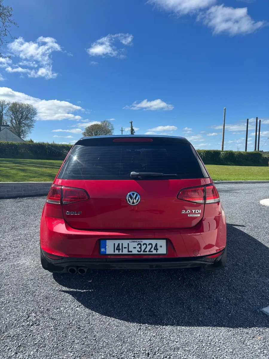Volkswagen Golf 2.0 TDI SE Bluemotion 5DR 150PS - Image 4