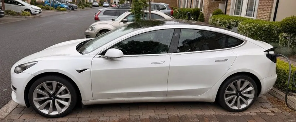 2020 Tesla Model 3 - Image 4