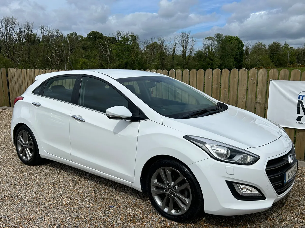 2016 Hyundai i30 Premium - Image 3