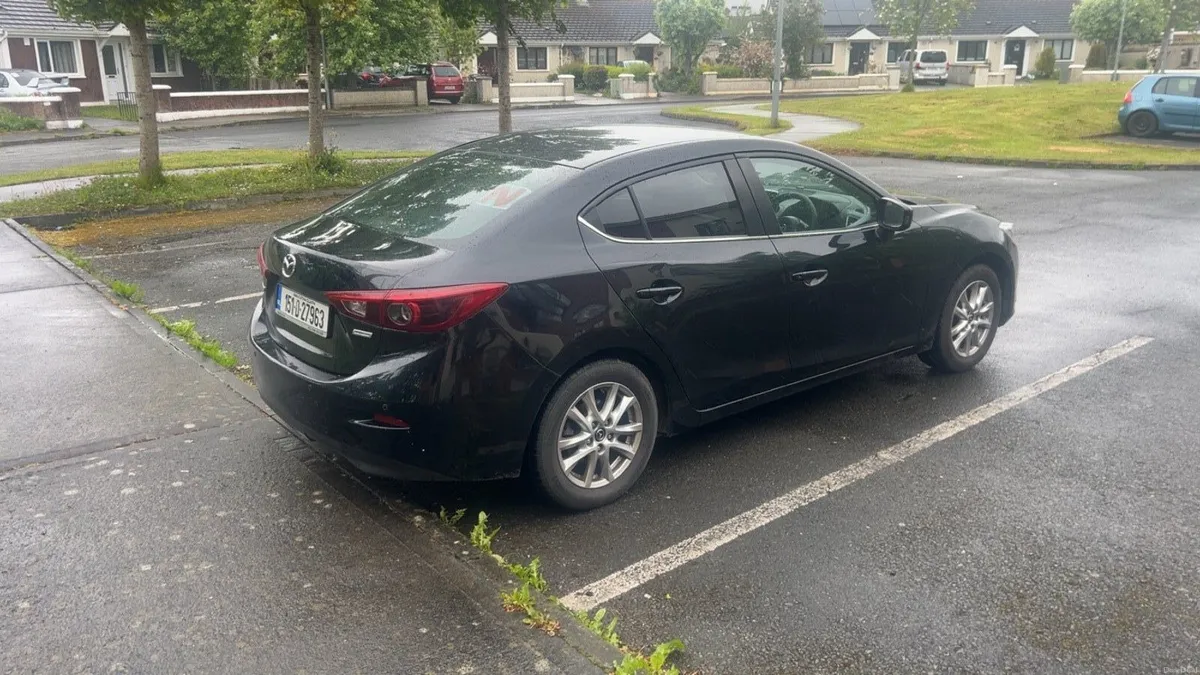 2015 Mazda 3 2.2 Diesel Nct 03/27 needs injector** - Image 4