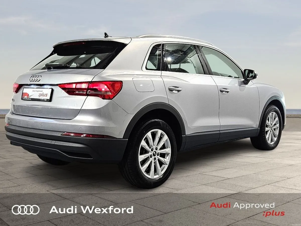 Audi Q3 45 TFSI E S Tronic SE  245HP AUTO €74p/w - Image 5