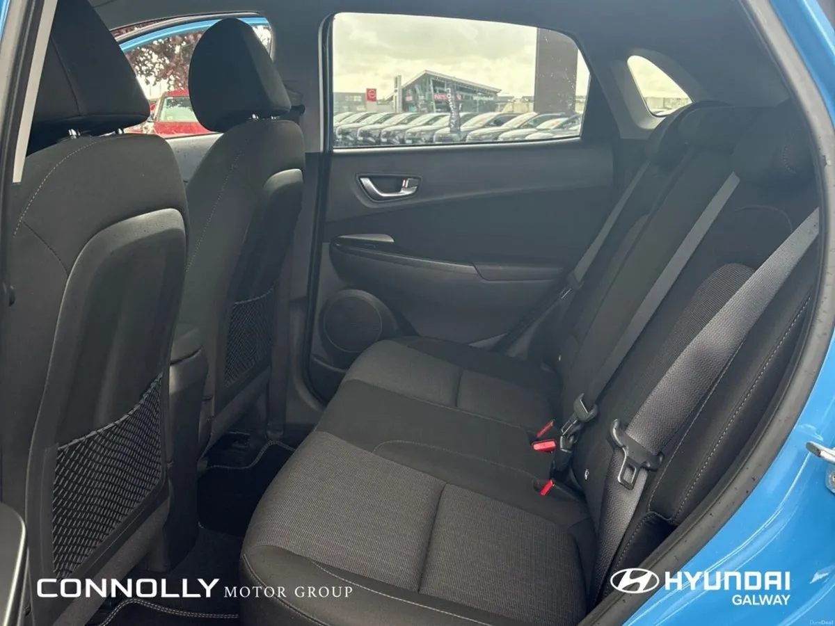 Hyundai KONA 1.6 HYBRID Executive Auto - Image 6