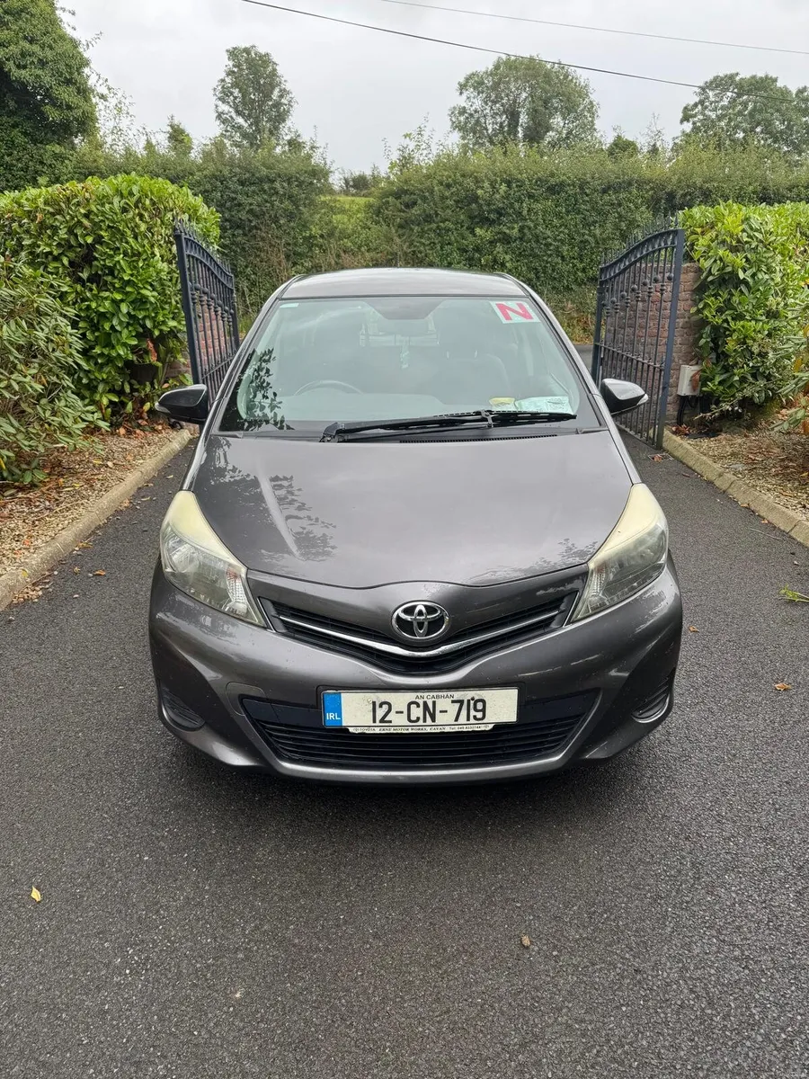 Toyota Yaris Luna 2012 - Image 1
