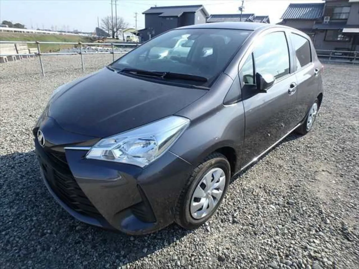 Toyota Vitz 2018 - Image 2