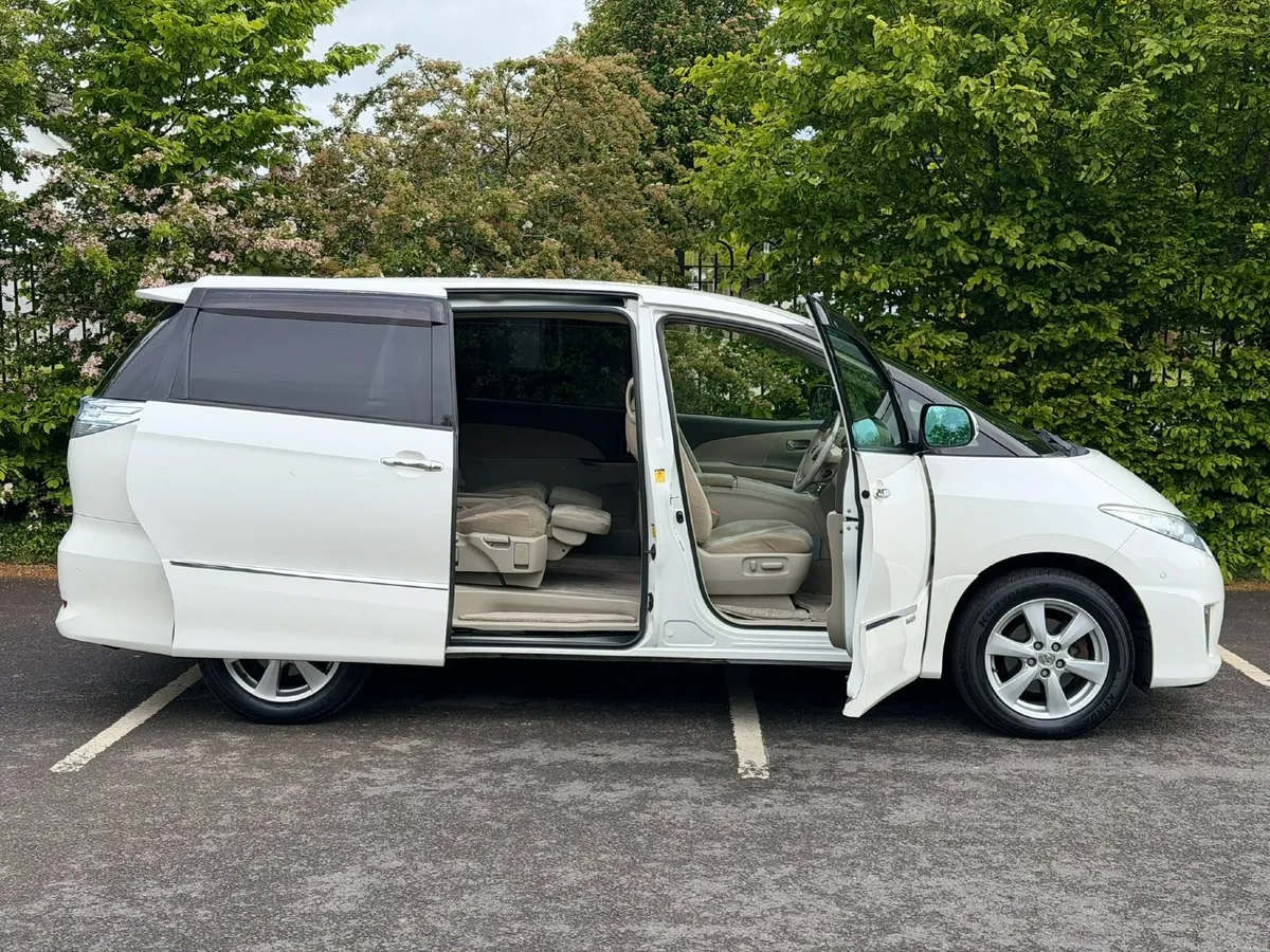 2012 Toyota Estima 4WD - NEW NCT - Image 4