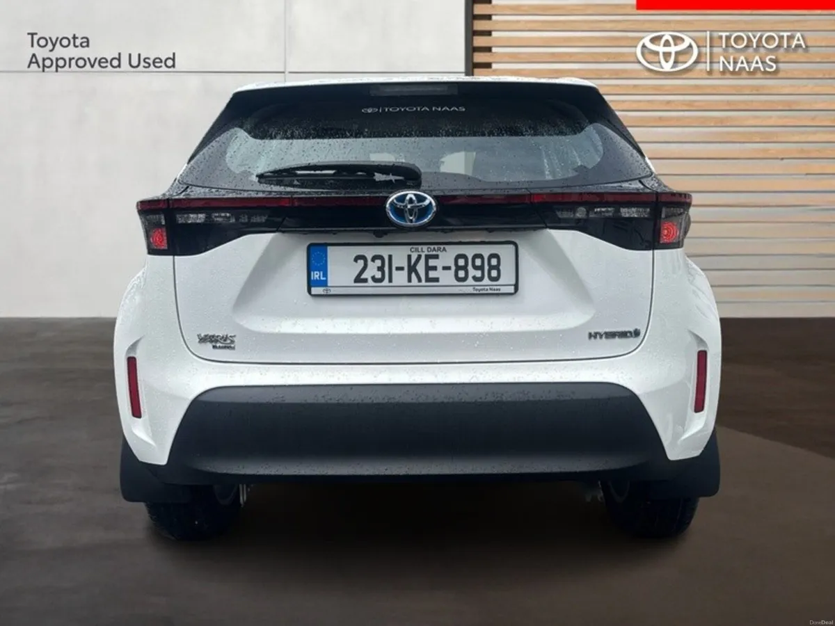 Toyota Yaris Cross CR LUNA 4DR AUTO - Image 4