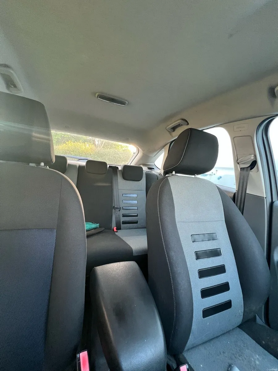 Ford focus 2010 - Image 3