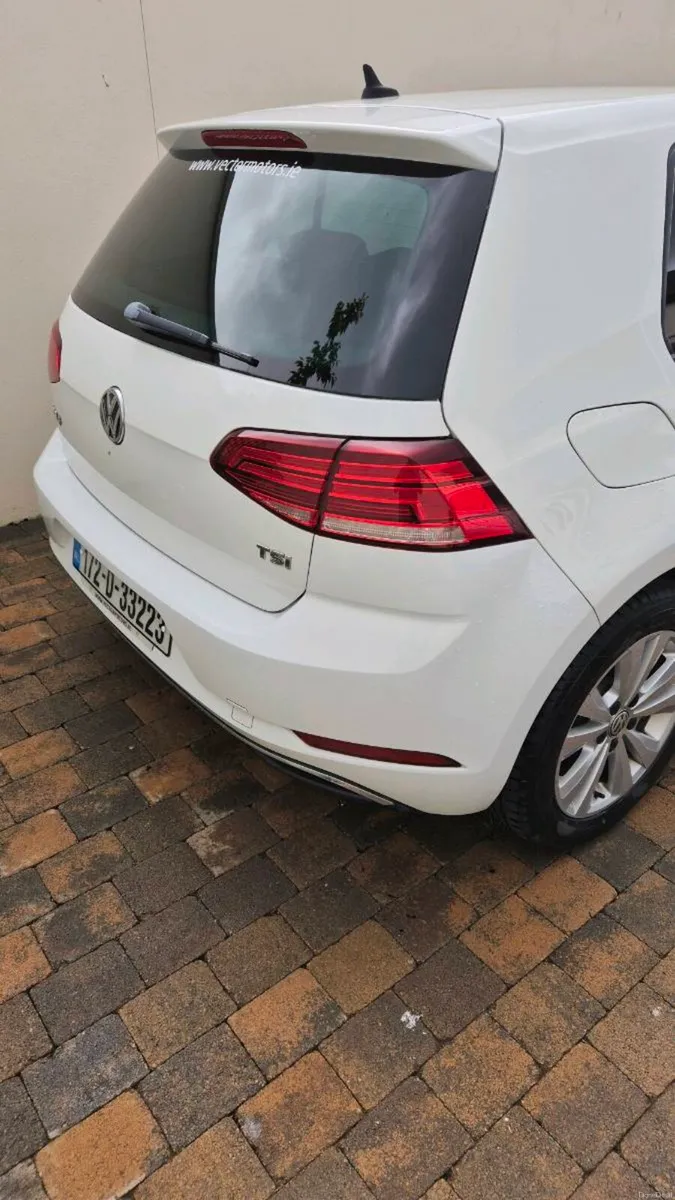 VW Golf 2017 Automatic for sale - Image 4