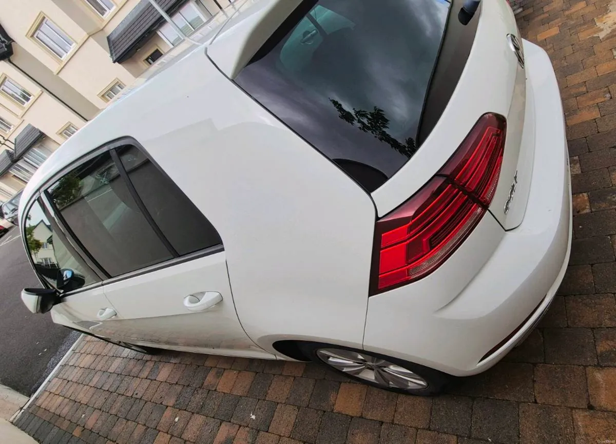 VW Golf 2017 Automatic for sale - Image 2