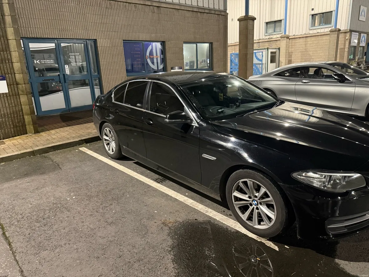 BMW 5-Series 2014 - Image 2