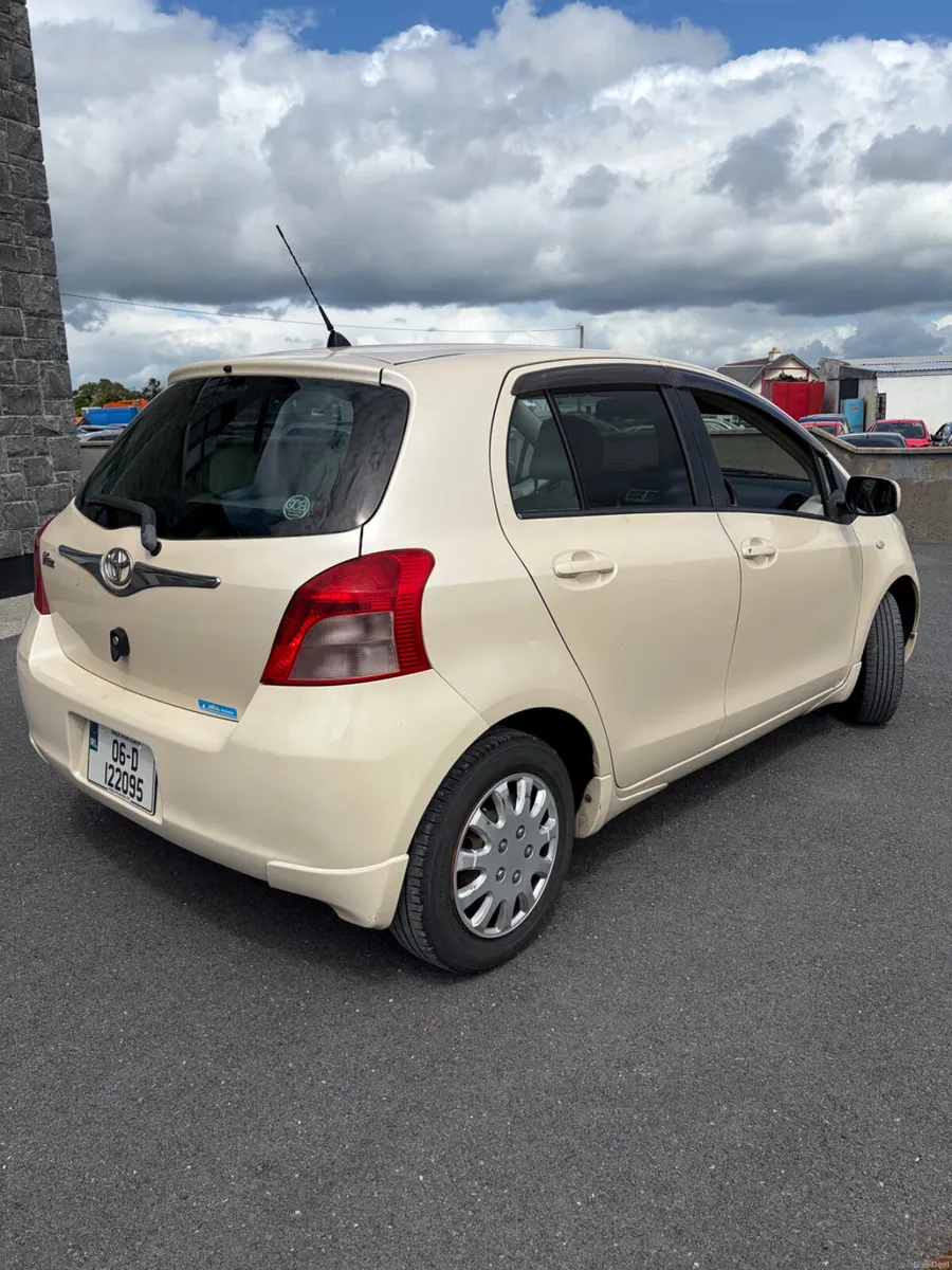 Toyota Vitz 2006 - Image 4