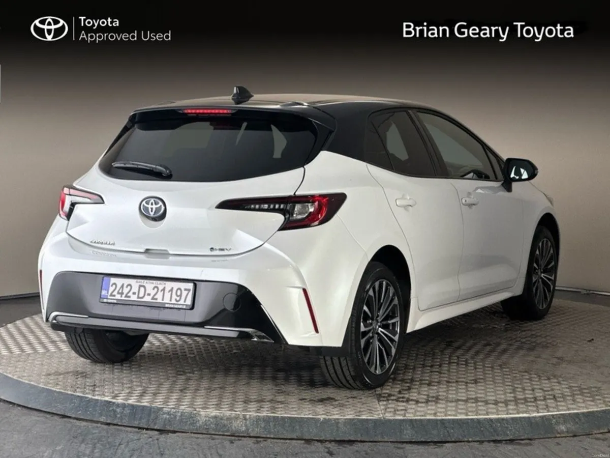 Toyota Corolla HYBRID LUNA SPORT H/B - Image 2