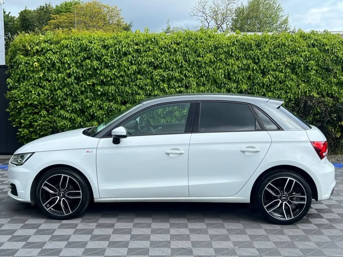Audi A1 S-LINE PACK 1.0 TFSI AUTO // FULL SERVICE - Image 3