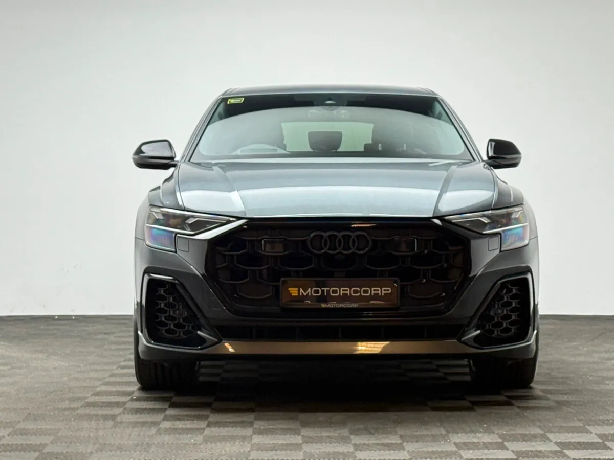 Audi Q8 S LINE BLK ED 55 TFSI E QUATTRO - Image 2