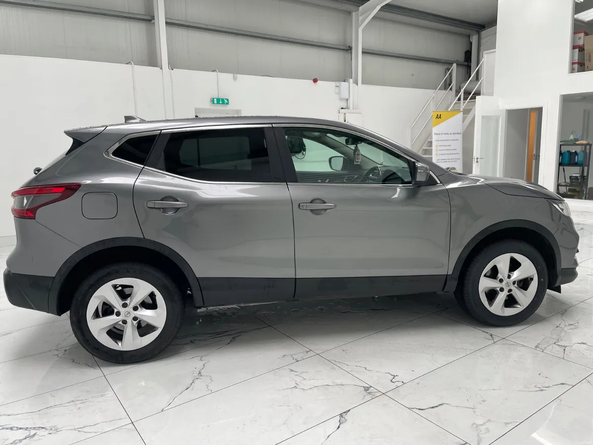 Nissan Qashqai 2018 - Image 2