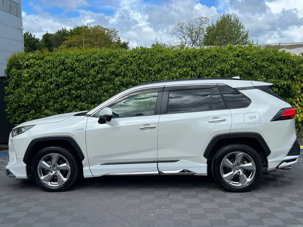 Toyota RAV4 MODELLISTA 2.5 HYBRID AUTO // OPENING - Image 4