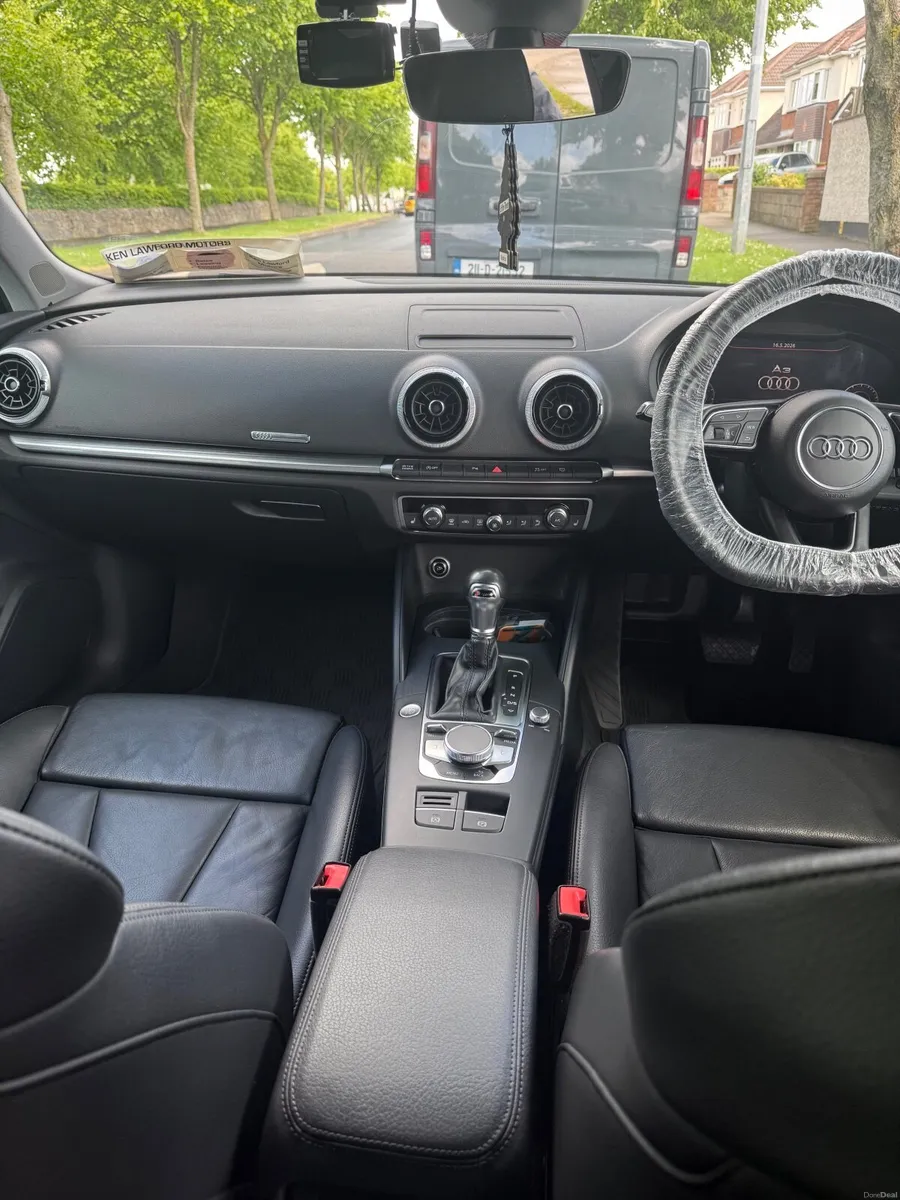 Audi A3 2018 - Image 2