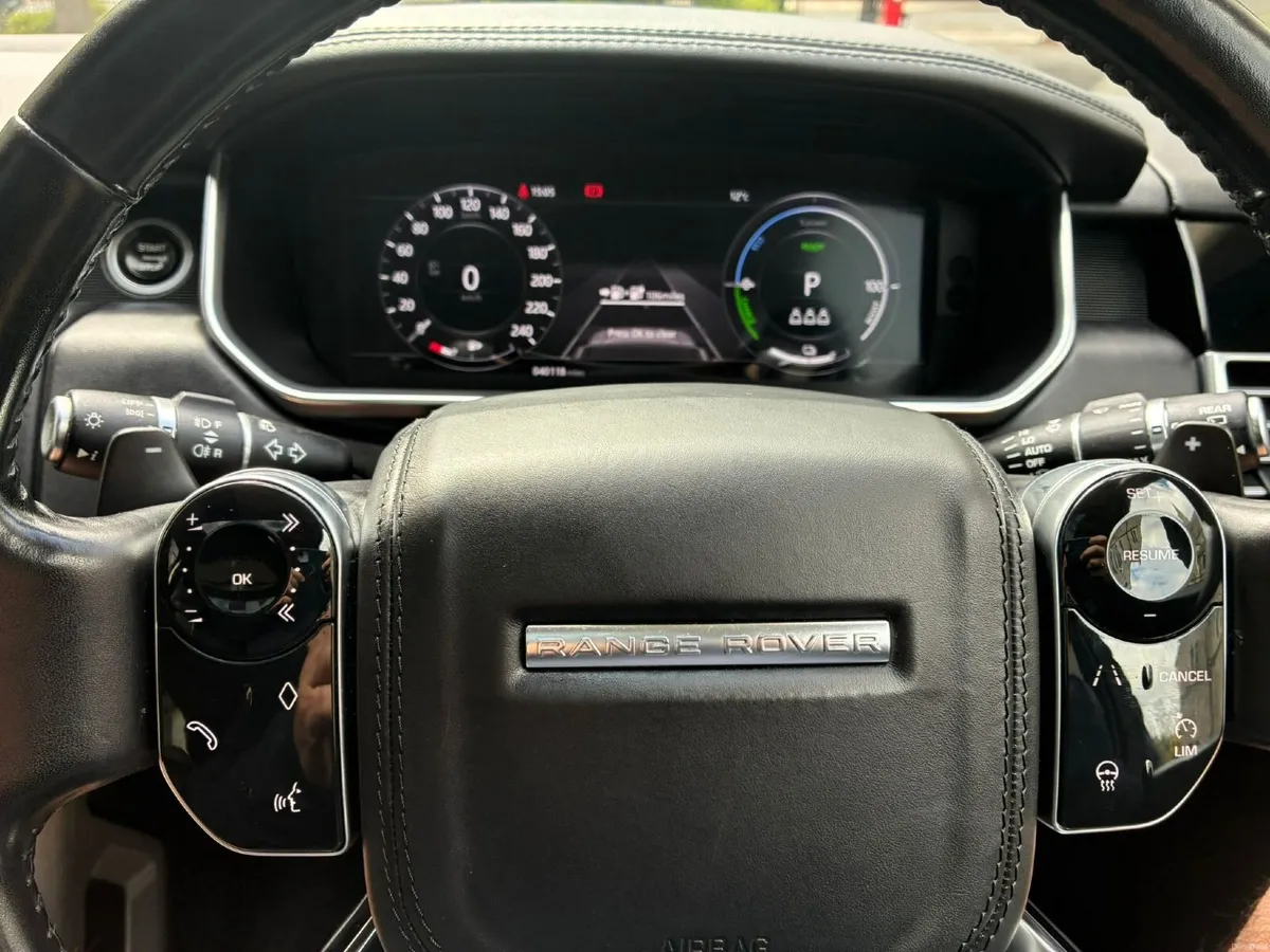 Land Rover Range Rover 2020 - Image 2
