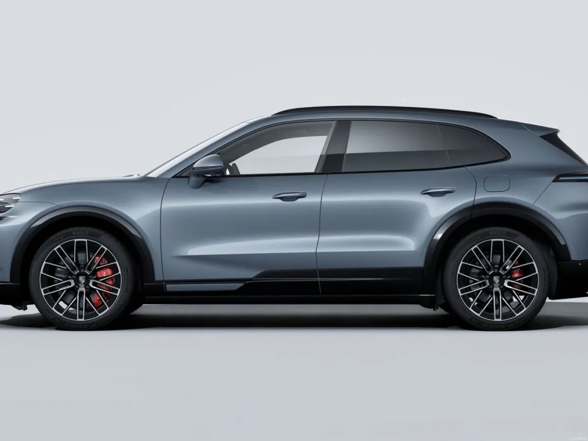 Porsche Cayenne Turbo Electric (New Model) - Image 3