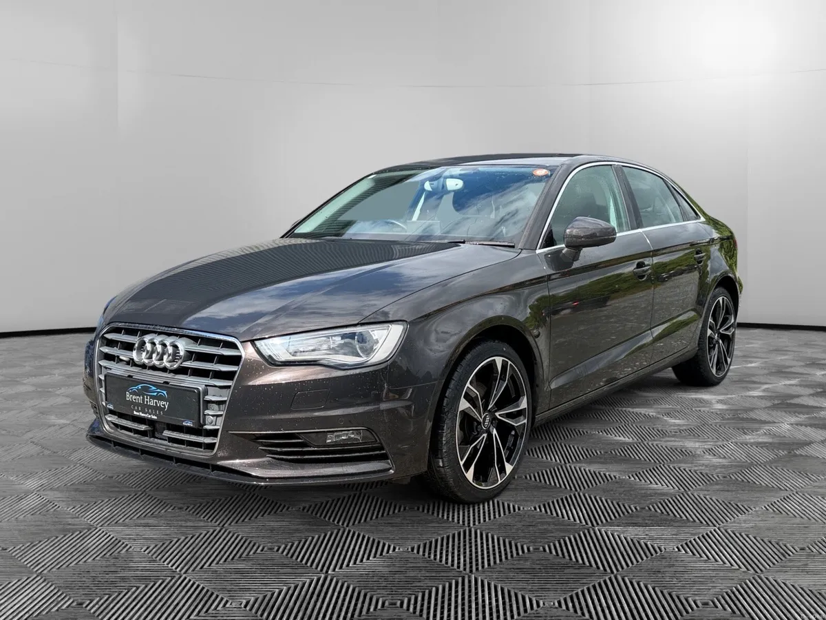AUDI A3 S-TRONIC-*LOW-KM* - Image 1
