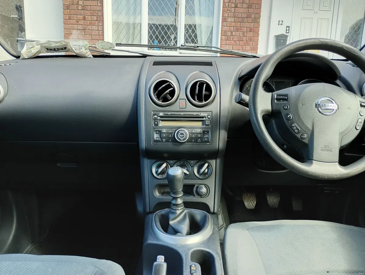 Nissan Qashqai 2010 - Image 4