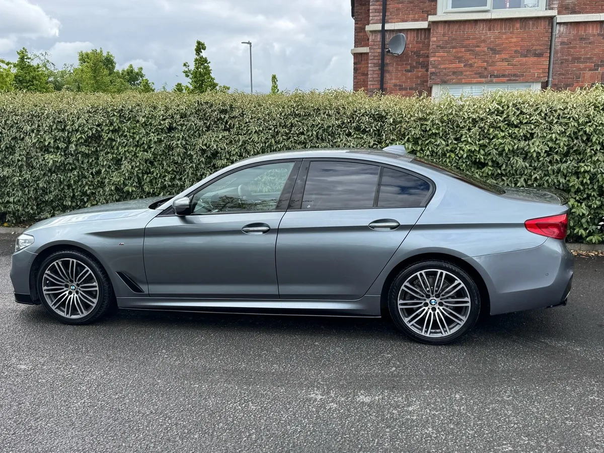 2018 BMW 520D M-Sport*Full BMW Service History* - Image 4