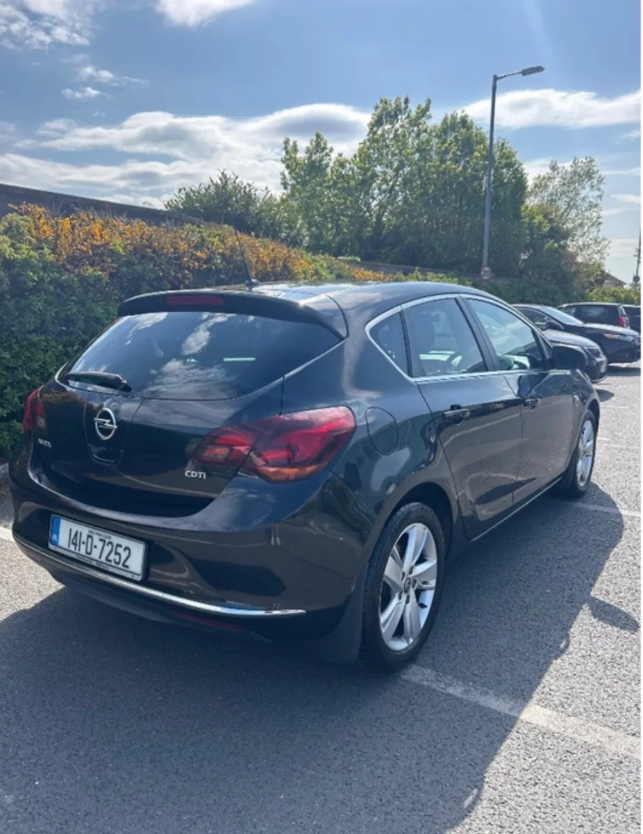 Opel Astra 1.7 CDTI - Image 4