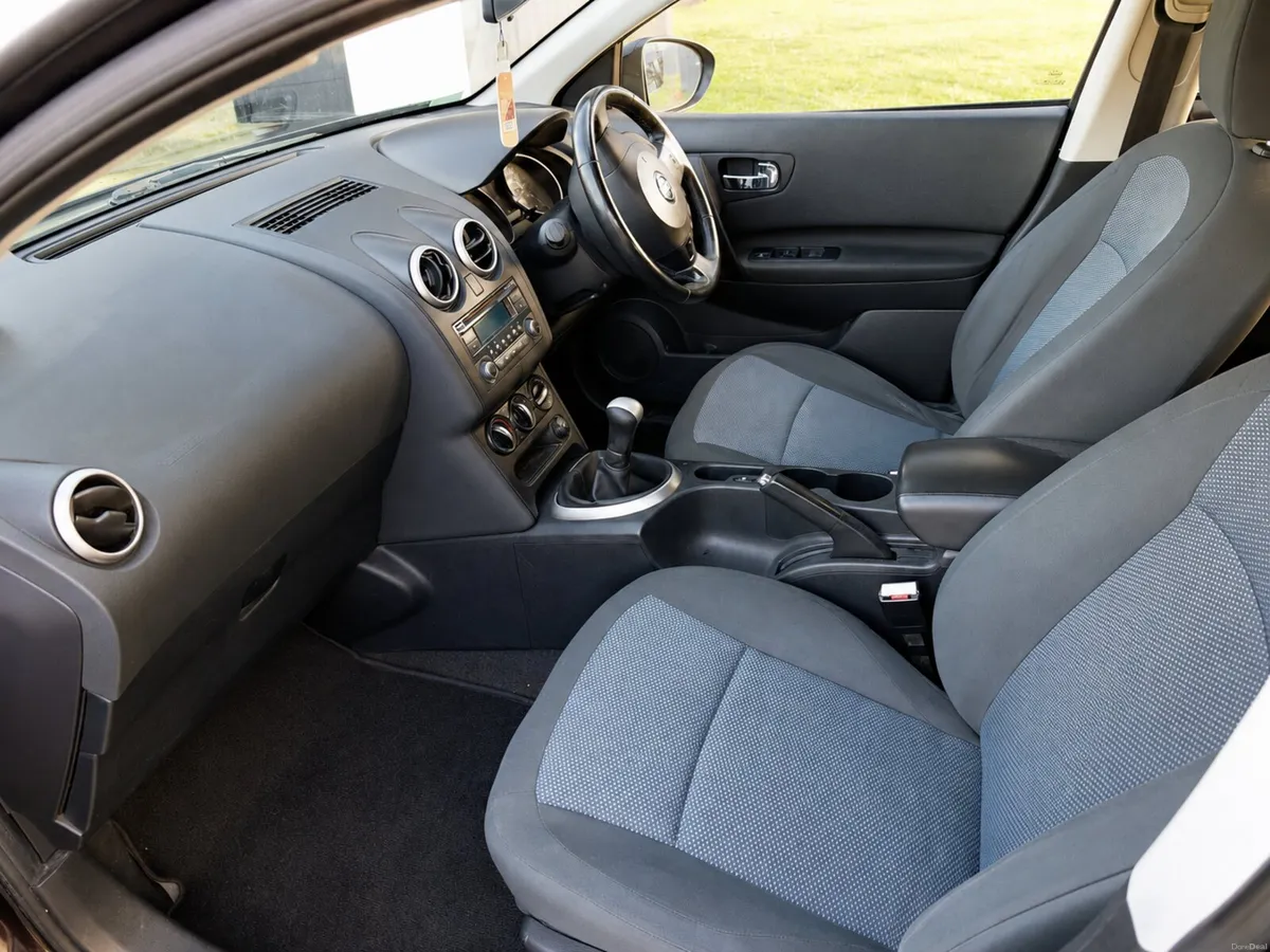 Nissan Qashqai+2 7seater PETROL - Image 3