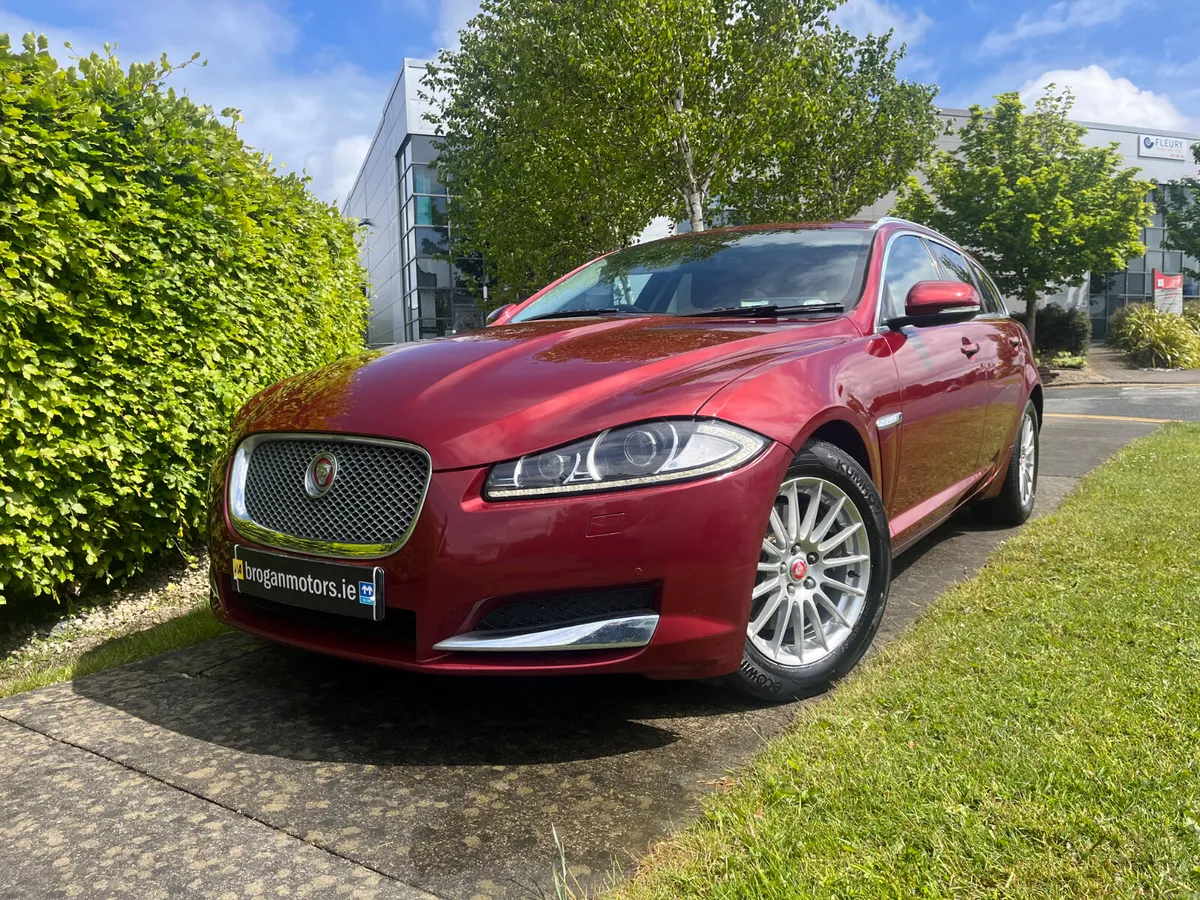 Jaguar XF 2014 2.2D S/B(Estate)Auto Low Kilometres - Image 3
