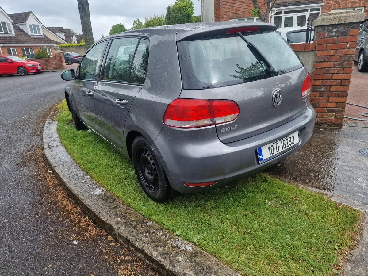Volkswagen Golf 2010 Diesel - Image 3
