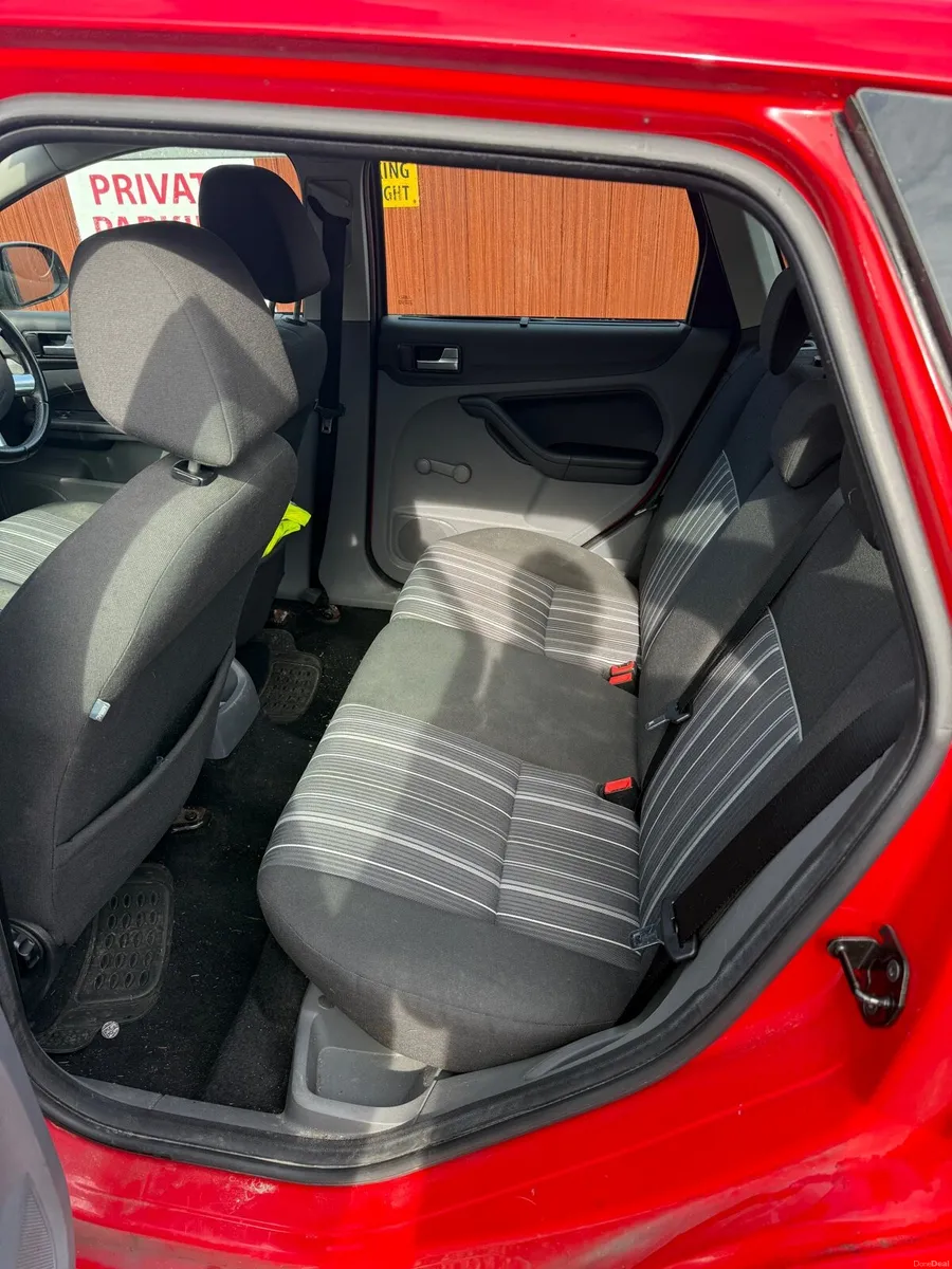 Ford focus estate - Image 3