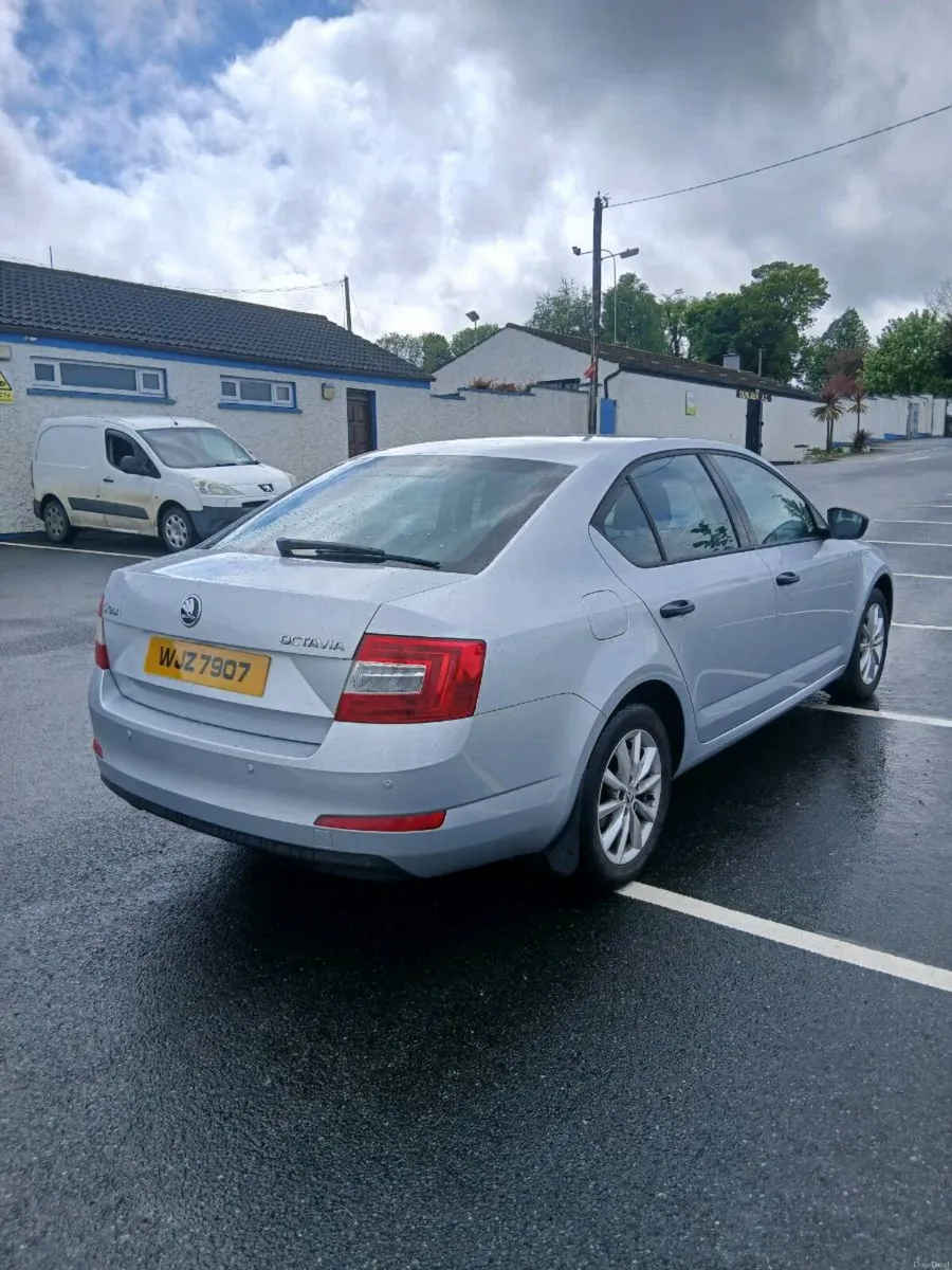 2015 Skoda Octavia 1.6 tdi - Image 3
