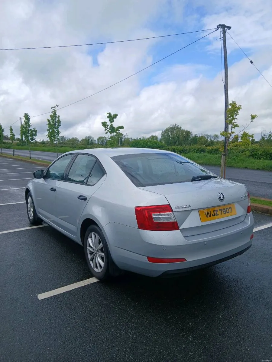 2015 Skoda Octavia 1.6 tdi - Image 4