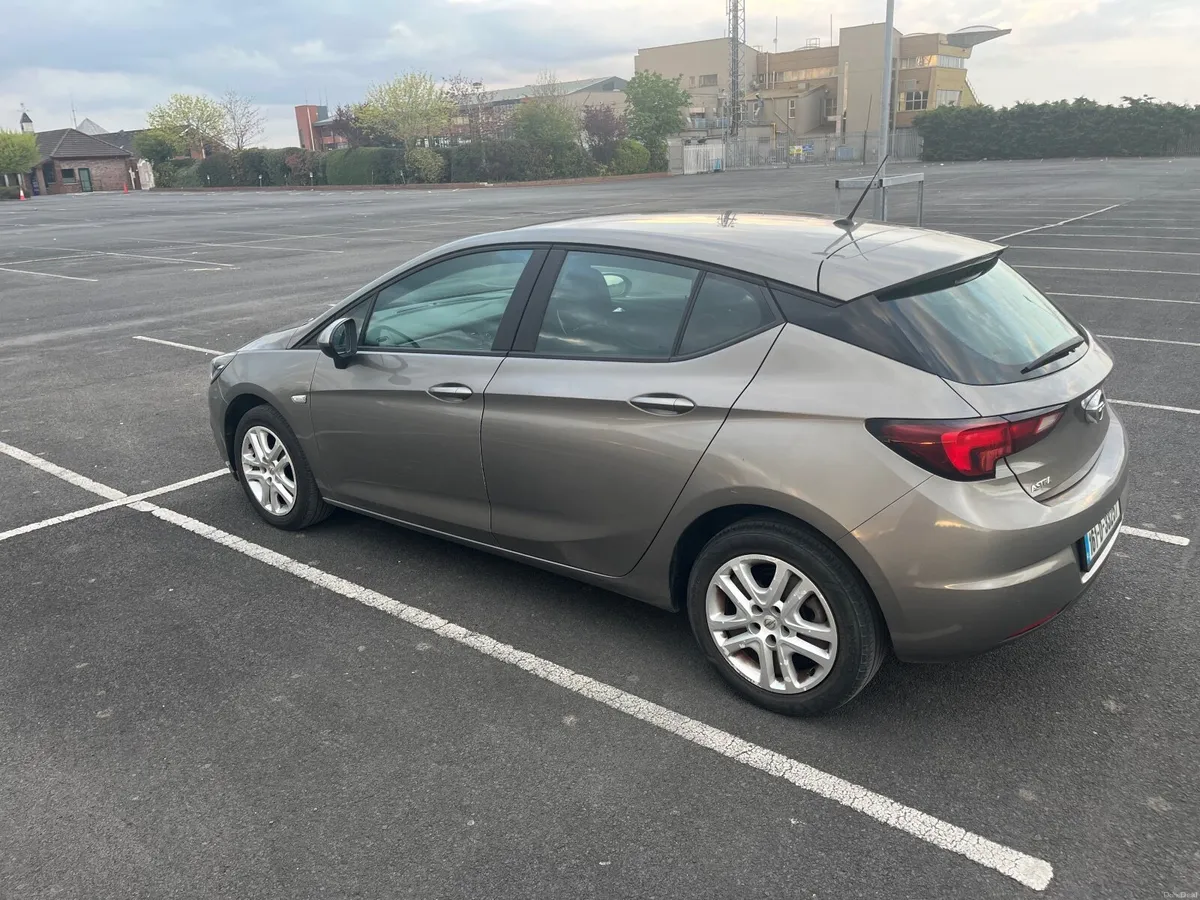Opel Astra 2016 - Image 3