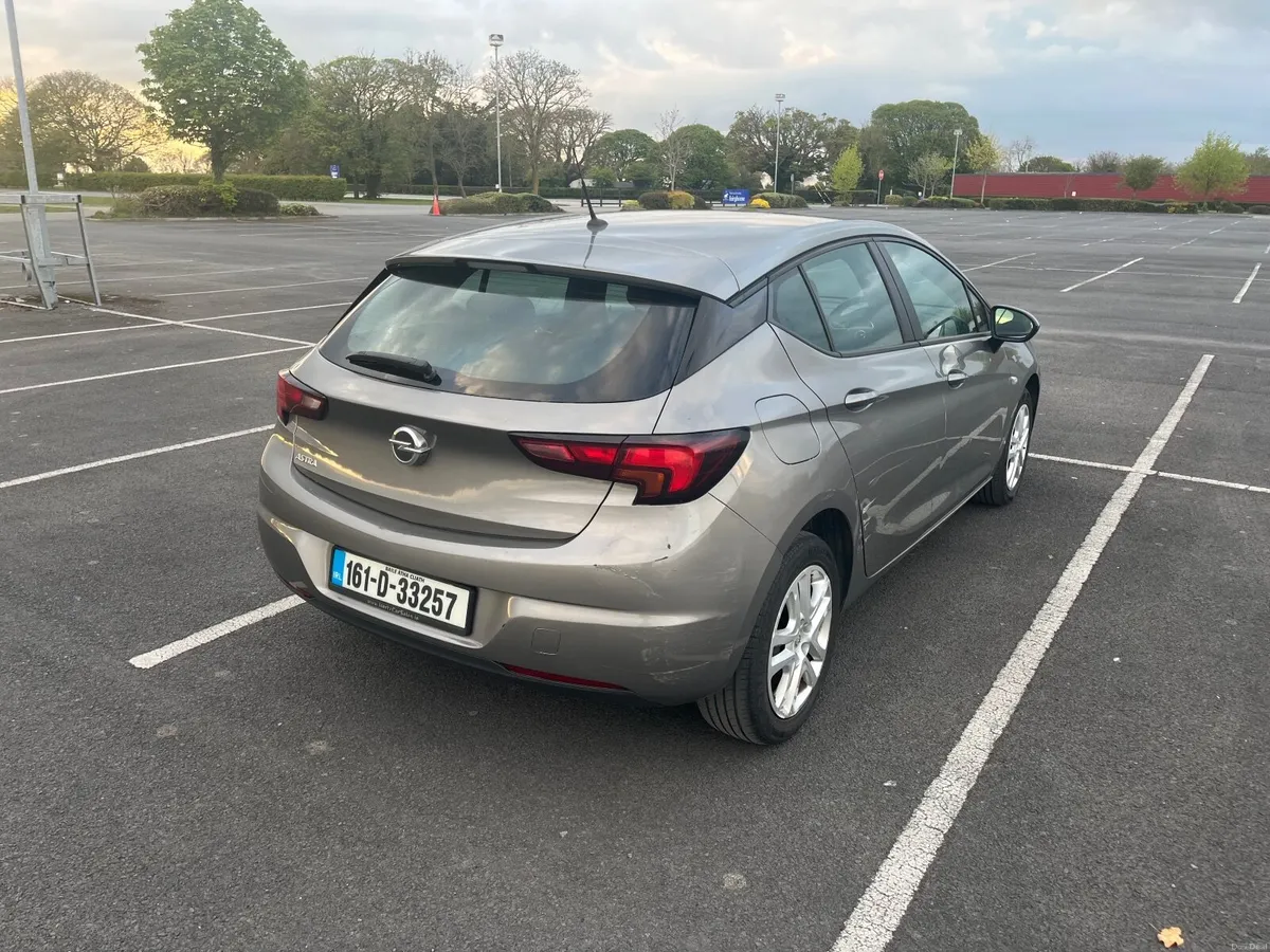Opel Astra 2016 - Image 4