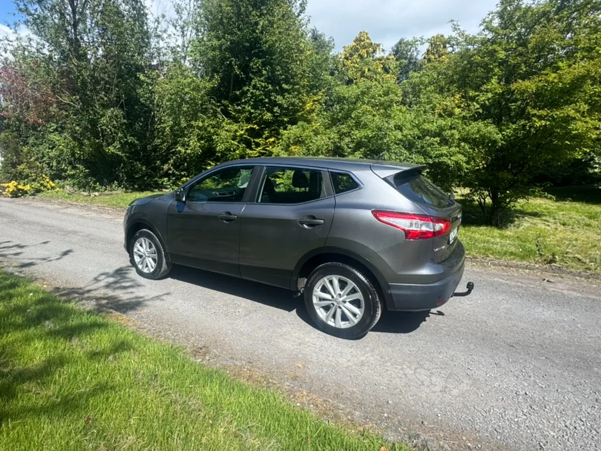 2016 Nissan Qashqai Acenta 1.5 dCi Diesel — Manual - Image 4
