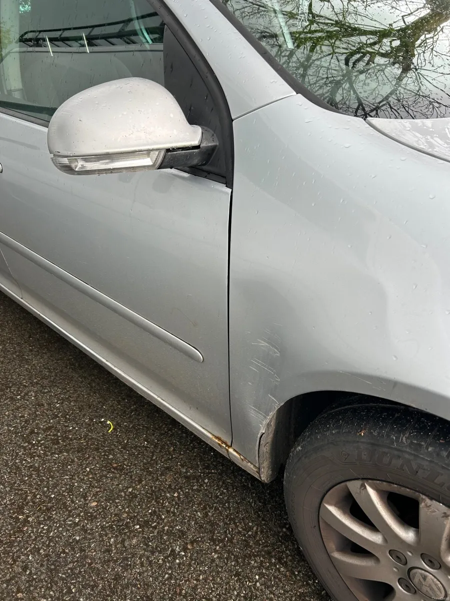 Volkswagen Golf 2007 - Image 2