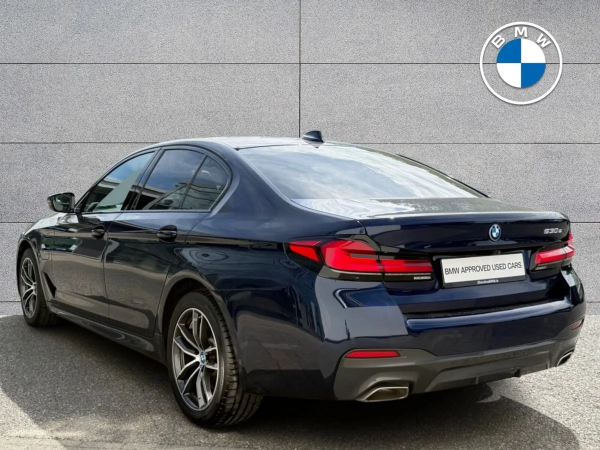 BMW 5-Series 530e M Sport Saloon - Image 3