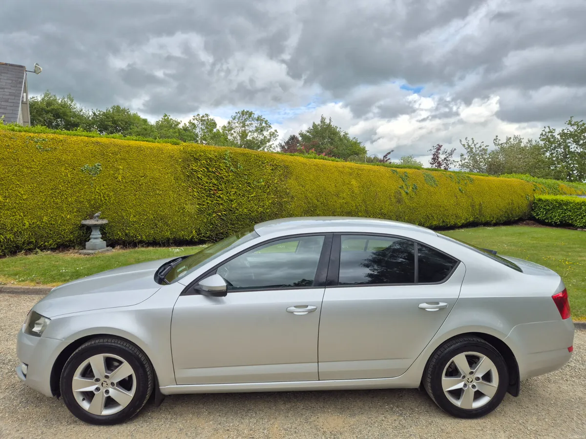 2017'SKODA OCTAVIA 1.6 TDI Ambition - Image 5