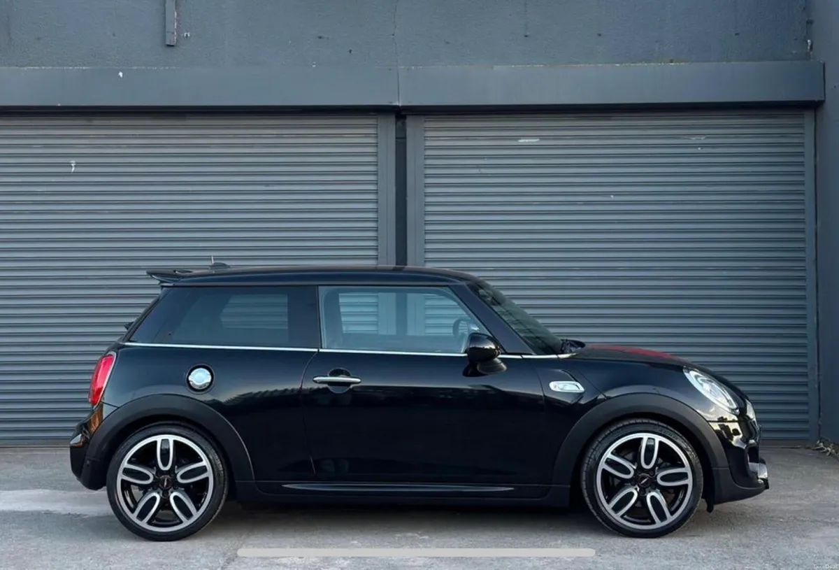 Mini Cooper SD (JCW) - Image 3