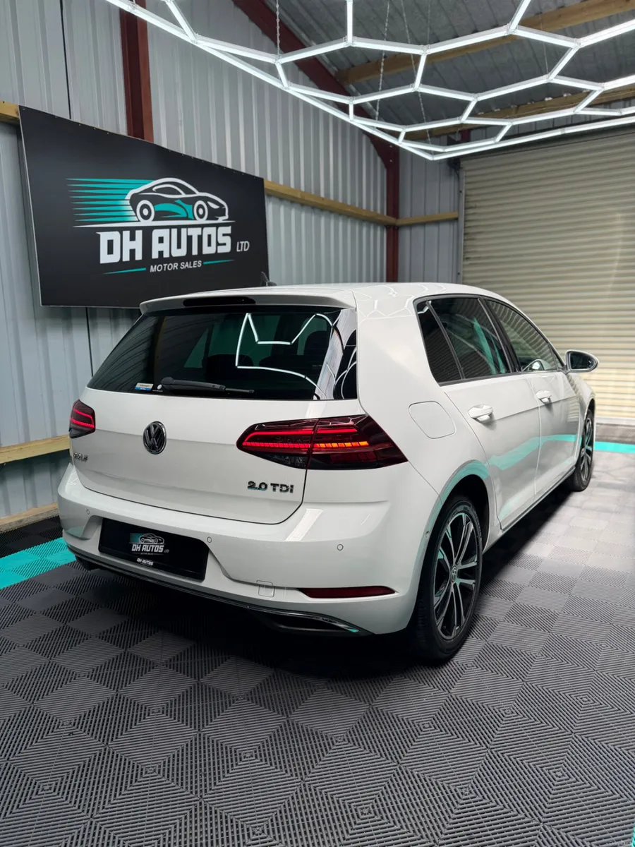 2019 (192) VW Golf 2.0 Diesel - Automatic! - Image 2