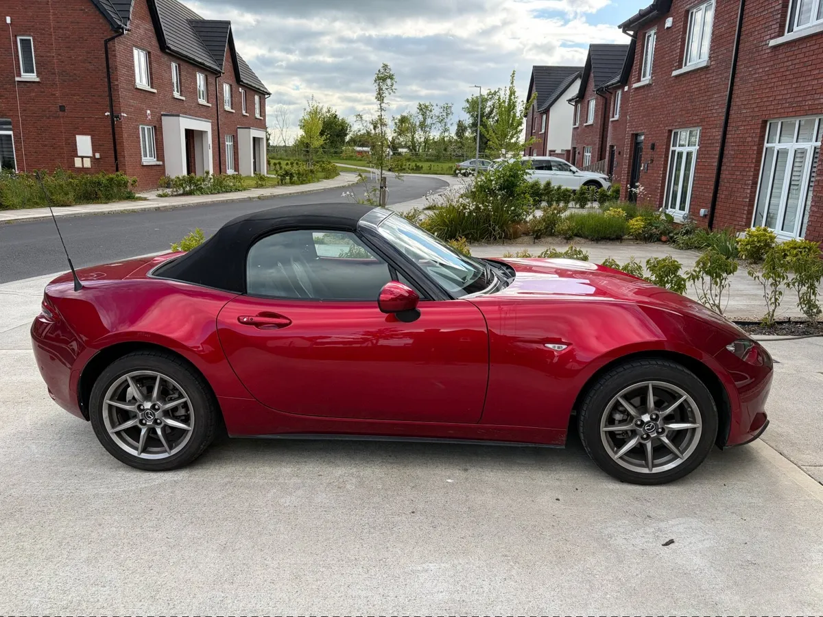 Mazda MX-5 2023 - Image 4